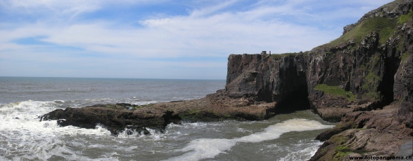 Torres, Coast Rocks